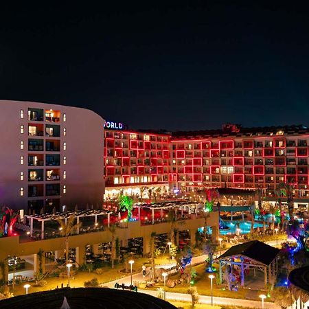 Dream Fun World Hotel Side Luaran gambar